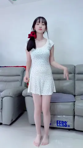 高萌#dance #lovelygirl #可爱女孩 #中国小美女 