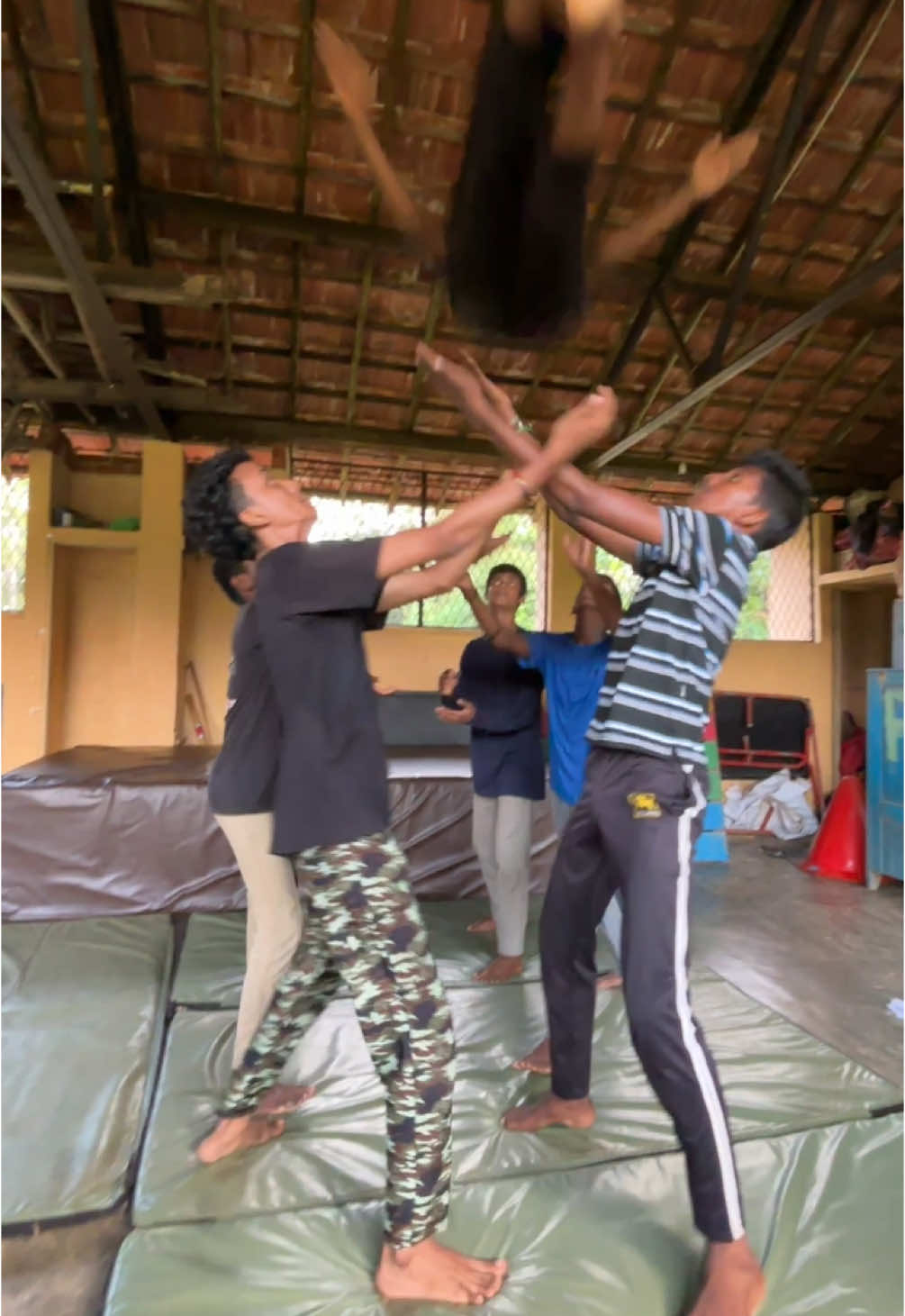 Sirasa tv Sri Lanka’s Got talent #nipunachamara #stepup #stepupdancestudio #galledancingclass #galle #trending #trending #dance #foryou 