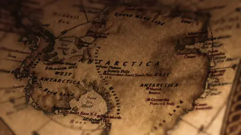 peace. #snow #memorias #memorie #antarctica  Antarctica is a land of peace, with its vast, icy landscapes offering a sense of calm and serenity. Untouched by human conflict, it remains a pristine wilderness where the silence of nature prevails. The beauty of the region is reflected in its wildlife penguins, seals, and whales thriving in harmony with their frozen surroundings, creating a stunning and peaceful environment unlike anywhere else on Earth.