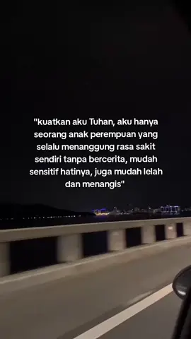 Aku hanya seorang anak perempuan yang dipaksa kuat oleh keadaan. #fyp #katakata #syairarab #syaircinta  #galaubrutal #foryourpage #storytime #storywa #arabicsong #sadvibes🥀 #quotes 
