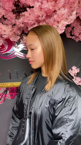 🌟NEW IN HONEY BLONDE DD FRONTAL WIG 🌟 : This summer, we showcased the perfect look with our honey blonde wigs, effortlessly blending style and elegance. With our premium wig products, every strand remains sleek and flawless. : Price: R2800 12” : Transform your look with this timeless style at an unbeatable price! Visit our online store or shop at Takealot and Makro, available both online and in-store nationwide. #Sarhaphair #ExperienceTheGlow #WigGoals #BobWig #LuxuryHair #WigFashion #HairTransformation #GluelessWigs #HairGoals #wiglife #sarhapwomen🤩🤩 #sandtoncity #WigStyle  #WigFashionista  #WigCommunity  #WigAddict  #WigInspo  #WigsOfInstagram  #WigTrend  #WigSwag  #WigTransformation  #HumanHairWigs