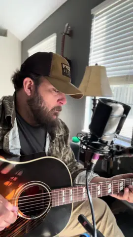 @johnmayer kind of morning 🍁🦅 #nashville #acoustic #johnmayer #slowdancinginaburningroom #cover #coversong #country #countrymusic #gibson #singer #singersongwriter #fyp 