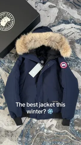 Can you name a better winter jacket? The Canada Goose Chilliwack Bomber is definitely one of the best mens winter jackets.  Send us a message to get your designer coat, nearly 50% off retail price - 100% authentic  We also supply womens winter jackets so message us any requests  #canadagoose #canadagoosejacket #winterjacket #chilliwack #wyndham #coat #jacket 