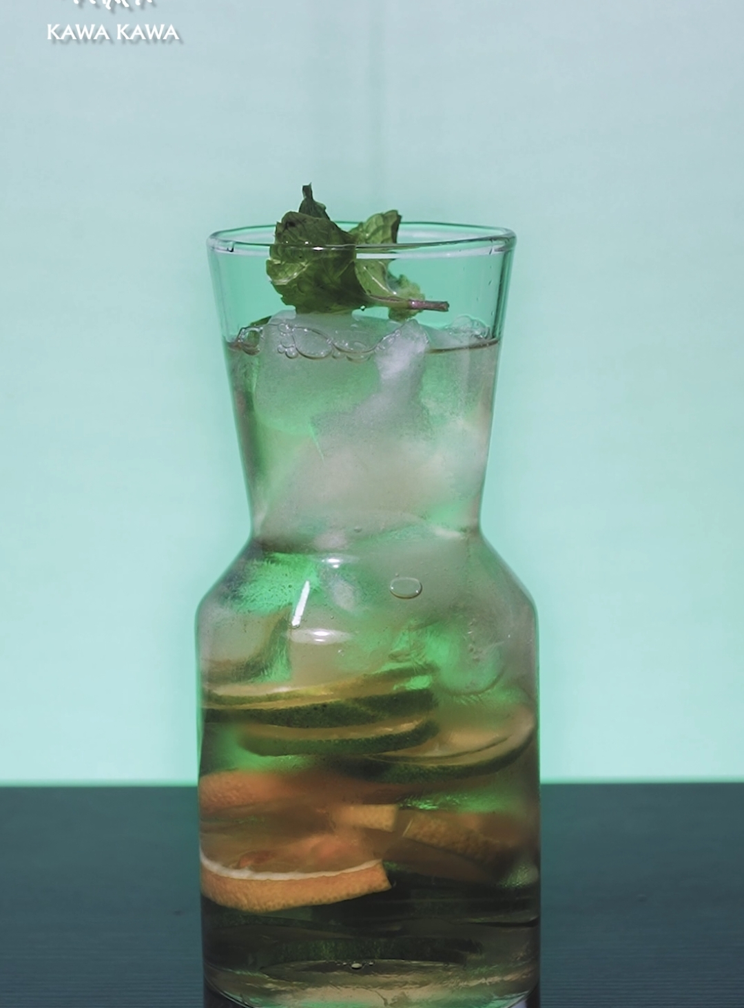 Daripada rasain panasnya jakarta, mending rasain segernya kawakawa infused water😋#kawakawaanggurhijaupertamadiindonesia #kawakawa #kawakawaijo🔥🍻 #kawakawaijo🔥🍻 #anggurhijau