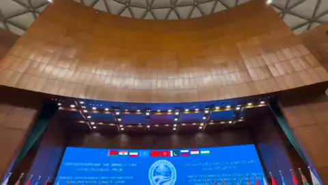 Key highlights from the Shanghai Cooperation Organization (SCO) Heads of Government Summit 2024, hosted by Pakistan and presided over by Prime Minister Shehbaz Sharif. 🇵🇰 Pakistan reaffirms its position on the global stage. 🌐 #SCOinPakistan #sco2024 