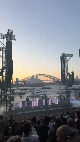 That View 🤩 Sydney Show 10.10.24 #rufusdusol #rufusdusolconcert #inhaleexhale #sydneyaustralia #newalbum #newmusic #sydney #innerbloom 