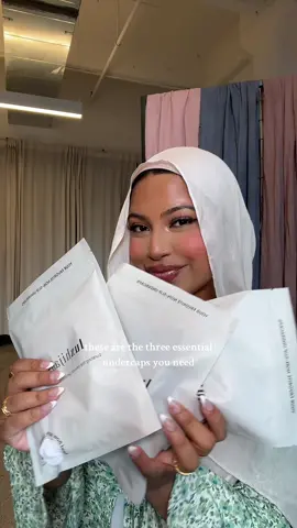 Hijabis, what's your favorite undercap color? 👇🏾✨ #modestboutique #modestfashionbloggers #hijaby #hijabinstan #modestblogger #hijab_fashion 