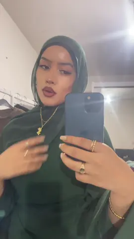 #fyp #xyzbca #foryou #UK #fürdich #fypシ #green #fypage #viral #foryoupage #modalhijab #اكسبلورexplore 