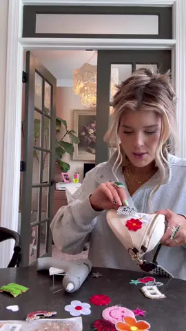 Fun girls night idea or project to do with your kiddo! 