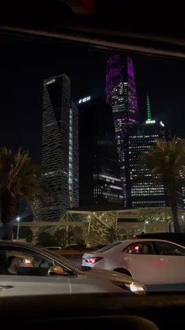 في الليالي الوضح وفي العتيم الصبح لاح لي وجه الرياض❤️❤️ #explore #flypシ #الرياض #الماليه 