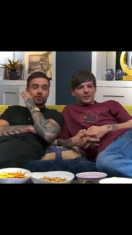 :(  #onedirection #liampayne #liam #louis #louistomlinson #lilo #lilopaynlinson #1d #niallhoran #harrystyles #zaynmalik #fyp #liampayneedit #liampaynedead #fy #xyzcba 
