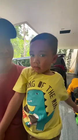 Rayyanza potong rambut sama Om simuk17 😍