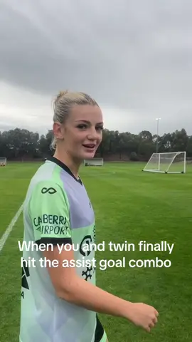 Twin🤞 @maja  #footballers #fyp #twin #professionalfootballer 