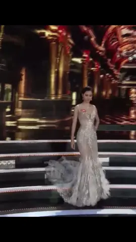 Hoa Hậu Việt Nam 2018 tại đêm chung kết #youaremyqueen03 #trantieuvy #hoahau #hoahauvietnam #hoahauvietnam2018 