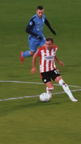 Exactly four years ago: debut @Mario Götze 🇩🇪 Two seasons of Mario Magic 🪄