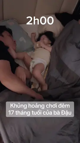 Bây giờ 1 đêm bố ngủ được 4 tiếng, cho đi học xong về nhà ngủ bù! 2 hôm nay cứ đêm là dậy kiếm người chơi các bác ạ! #giadinh #cuocsong #concai #giaitri #haihuoc 