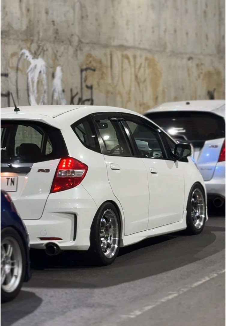 Bersih dan rapih 🫠  #hondajazz #hondafit #jazzge8 #jazzgk5 #civicfd #fyp #xyzbca 