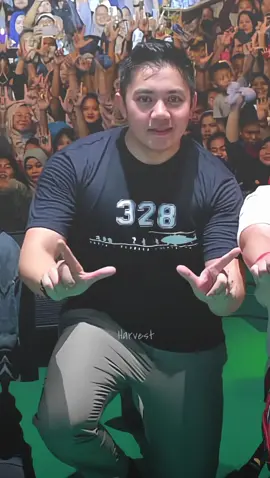 W for will you marry me 😭💐 - #mayorteddyindrawijaya #mayorteddy #foryoupage #fypage #sukateddy 