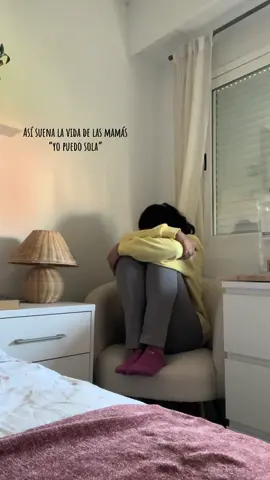 Quiza mi tiktok mas personal. Últimamente mi vida es asi, una lloradita y a seguir porque mi hijo me necesita tanto como yo a él. No está siendo nada fácil y todavía queda micho camino. ❤️‍🩹#separacion #mamaprimeriza #desamor #hijosymadres #dañoemocional 