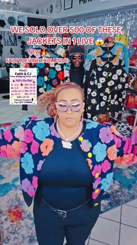 BABY OMGGGG....🔥🔥🔥 TRUE TO SIZE BUT XXL WILL FIT 16/18!!😱🔥👁XL IS 12/14 THIS WAS A CRAZY/AMAZING LIVE THANK YOU LADIES 🔥💗 #floral #jacket #trending #fyp #fypシ #OOTD #OOTD #blackfriday #blackfridaydeals #blackfridaysale #fashion #faith #faithdevine632 