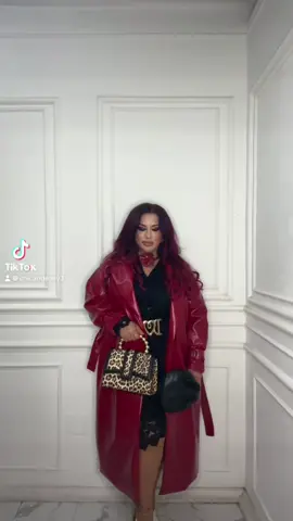 NEW LOOK😍⭐️ Vi aspetto oggi in live❤️ #voliamoneiperte #perteeee #newdress #outfitideas #news #newcollection #perteeee 