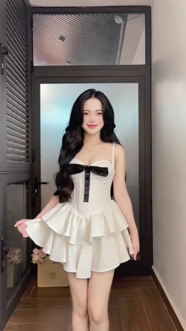 Váy xinh quớ @febuary_studio  #viral #trending #vayxinh #vaythietke #vaymuathu #vaycup #vayhaiday 