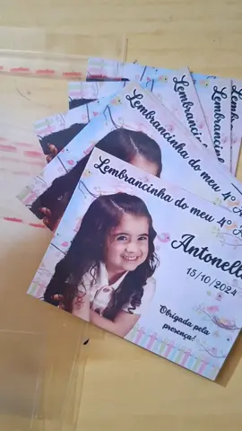 Lembrancinha de Aniversário ✨️ ímã de geladeira personalizado #papelariapersonalizada #aniversario #lembrancinha #festa #artesempapel #fotopersonalizada #ibiúna 