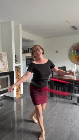 💃🏻⭕️❤️❤️#jphulahoop #kompasszczęścia #hulahoopdance #joy #powerfrau #hulahooplady #hulahoop #powerlady #crazyfrau #lebdenmoment❤️ 