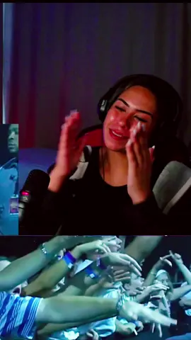 Watch Sara’s priceless reaction as she sees clips for the first time! 😱🎶 From jaw-dropping moments to unexpected emotions, this is a must-see!