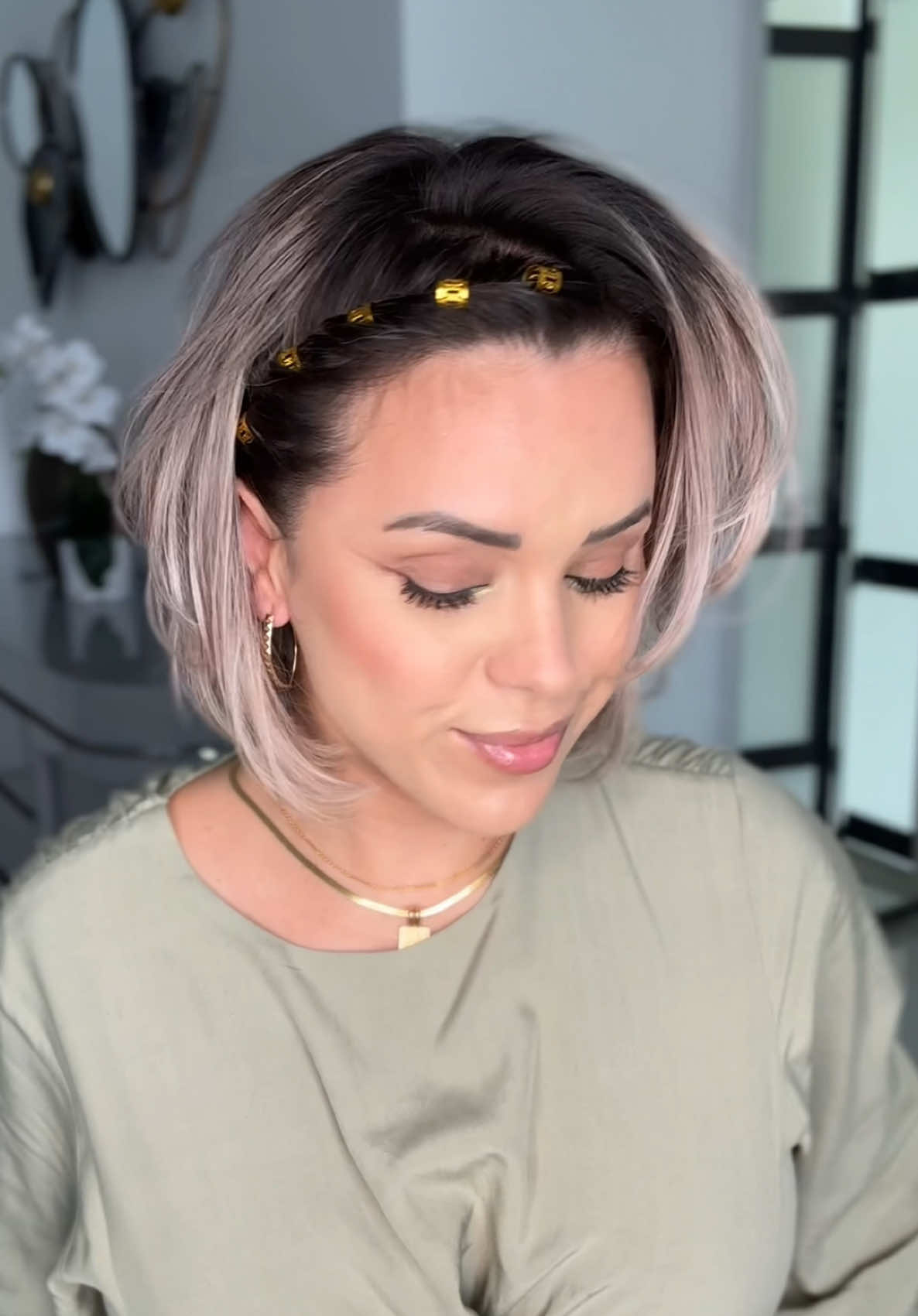 #hairstyleoftheday  #hair #hairstyles #shorthair #shorthairstyle #shorthairlife #bobhairstyles #hairstyleideas #peinadosvideos #peinadosfaciles #bob #bobhaircut #hairtutorial #hairstylevideo
