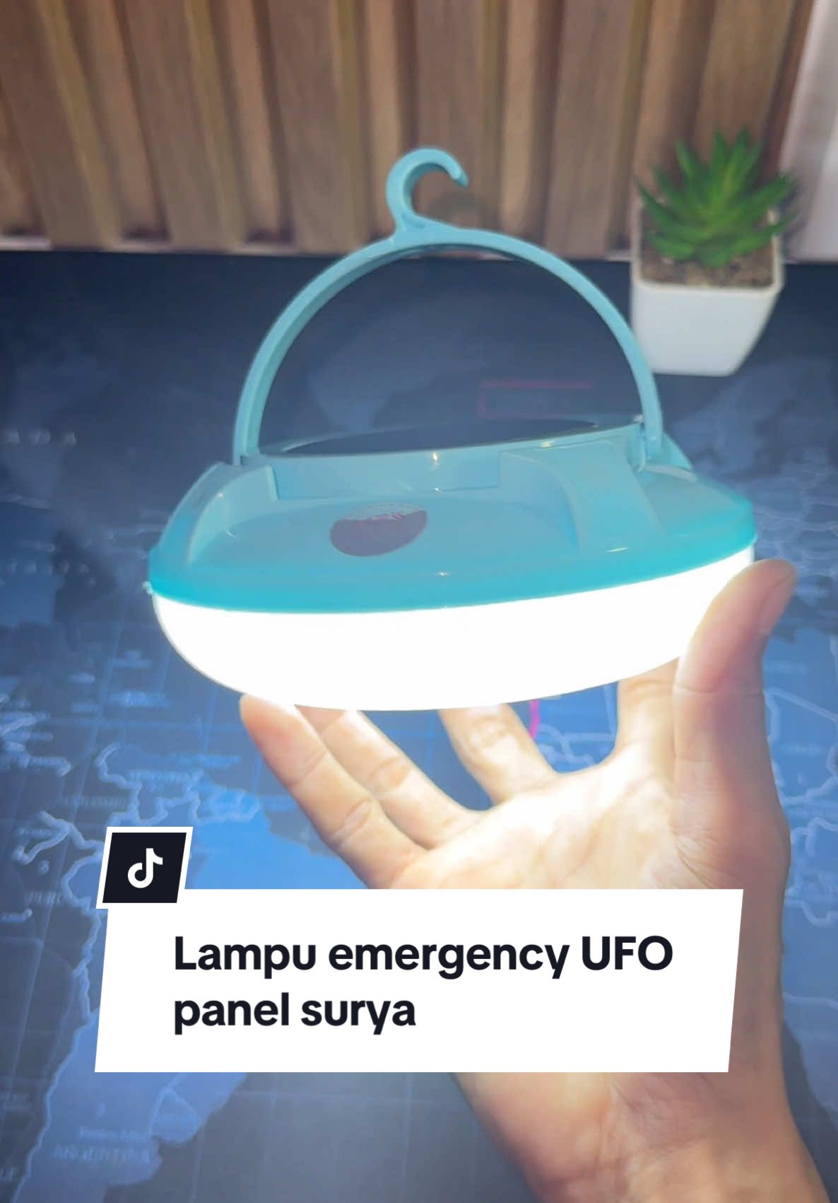 Lampu ufo emergency panel surya #lampuemergencyviral #lampuemergencyufo #lampucamping #lampucampingmurah #viral #lampukerja 