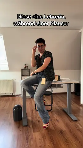 Habt ihr auch so eine Lehrerin?😂❤️ïñstá-itsofficialmarco
