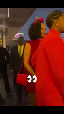 #rihanna #couplegoals #asaprocky #couple #shanghai #chine #viral #badgalriri #fashionkilla #fyp #riri #fentyhair #foryou #tiktok #badgyal #fenty #pourtoi @Rihanna @AWGE 