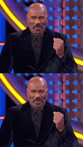 A comedian who laughs all the way to the bank?? 🤑🤑🤑 #FamilyFeud #SteveHarvey