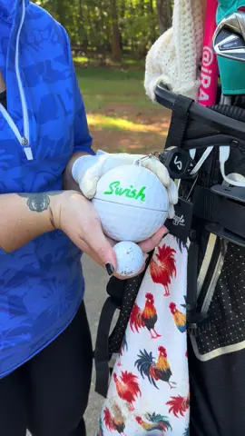 Have you ever smelled the ball cleaners on golf courses 🤢 gross no thank you!!! I love having my own accessories that help me stay on top of my game and that includes having a clean ball! The @Swish Golf ball cleaner is light and compact and of course easy to use! #golfgirl #golf #fyp #foryou #myfairwayladies 
