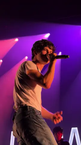 are you bored yet? - wallows, amsterdam 04.10.24                                                                                                                                                                              he’s so sassy                                                       -                                                                              @wallowsmusic #areyouboredyet #dylanminnette #braedenlemasters #colepreston #model #live #concert #viral #fyp #foryou #modeltour  