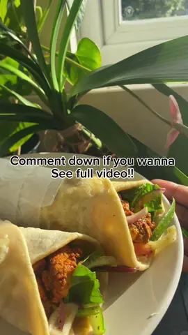 I bet this is the best chicken wrap you will ever have!! #fyp #foryoupage #goviral #nepalitiktok #chickenwrap #Foodie #Recipe #london 
