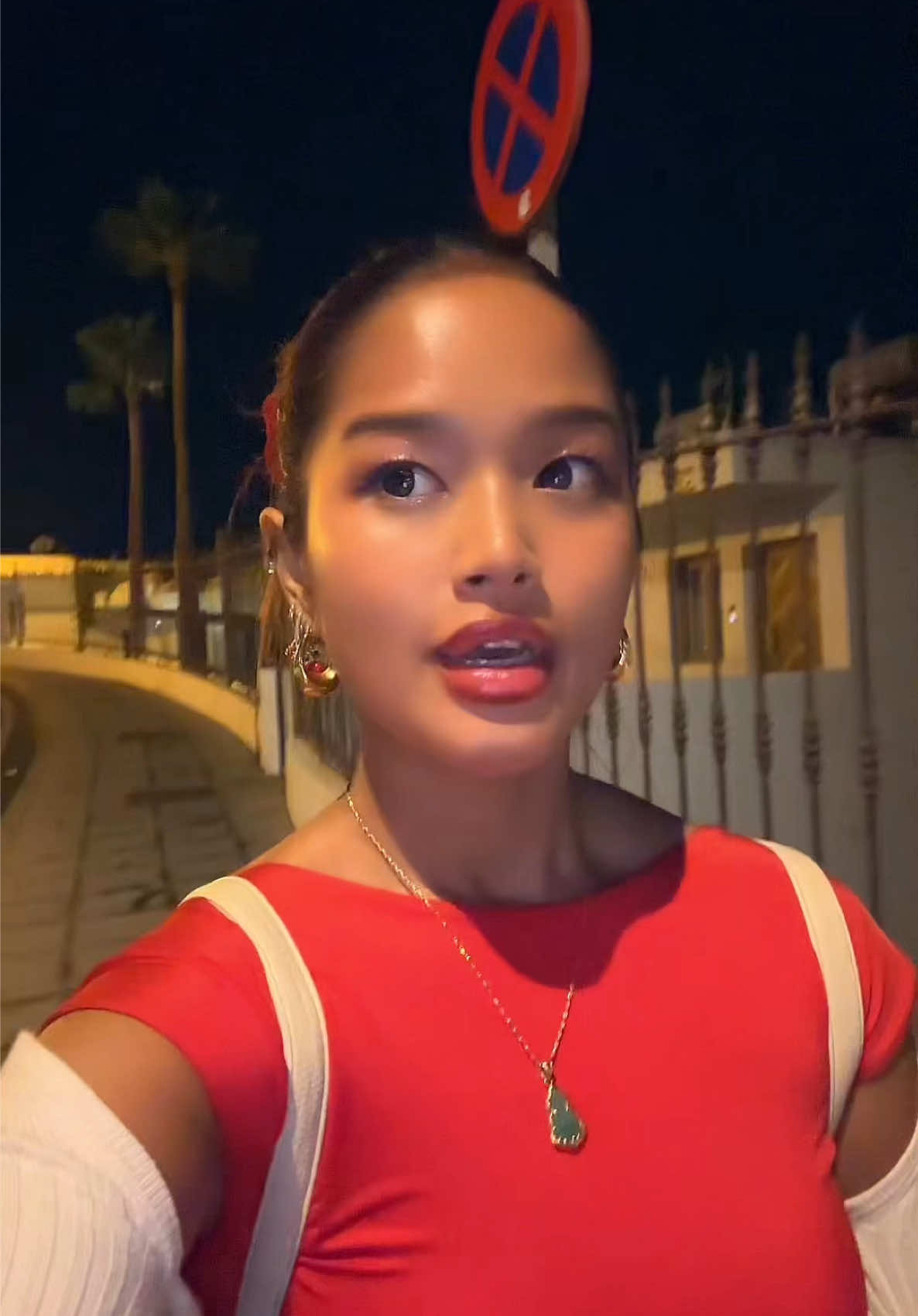 Johannas Mama meinte, dass Kinder, die Super RTL, schauen verblöden werden… @Shanika Morgan ig:baochiinguyen