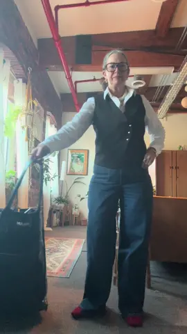 Shop in the link in my Linktree in bio  https://tr.ee/q0KJgWZKLF #hulkenbag #spaowner #smallbusinessowner #spasupplies #esthetician #hairsalonsupplies #spasupplies #rollingbag #largetotebag #rollingtote #laundrybag @Hulken 