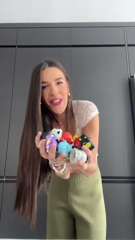 ¡Qué buenos recuerdos me traen las canicas! Y Dia acaba de lanzar su colección de Freak Marbles. Podéis conseguir las vuestras descargando la App Dia, comprando online o en sus tiendas. Y, además… ¡Dia ha puesto en marcha un sorteo en su perfil en el que podéis conseguir un pack de mochila + sudadera + bolsitas de canicas! ¡Accede a su perfil de Instagram, @Dia_esp, para participar!   #DiaSupermercado #AppDia #DiaFreakMarbles publi