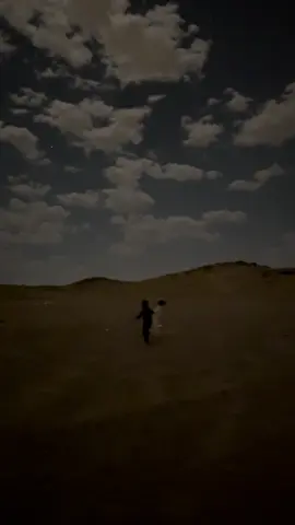 #قمر #غيوم #حايل #fyp #foryou #4u 