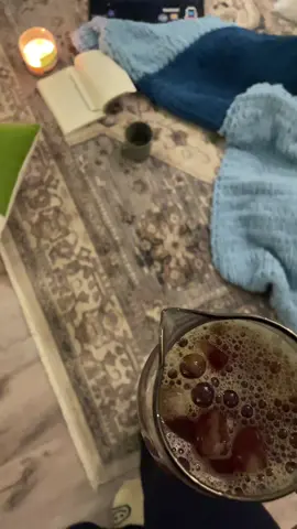 هدوء ليالي أكتوبر .🤎 #fyp #هدوء #ليل #viral #اكسبلور #اكسبلورexplore #foryou #عشوايات #قهوه #قهوهv60 