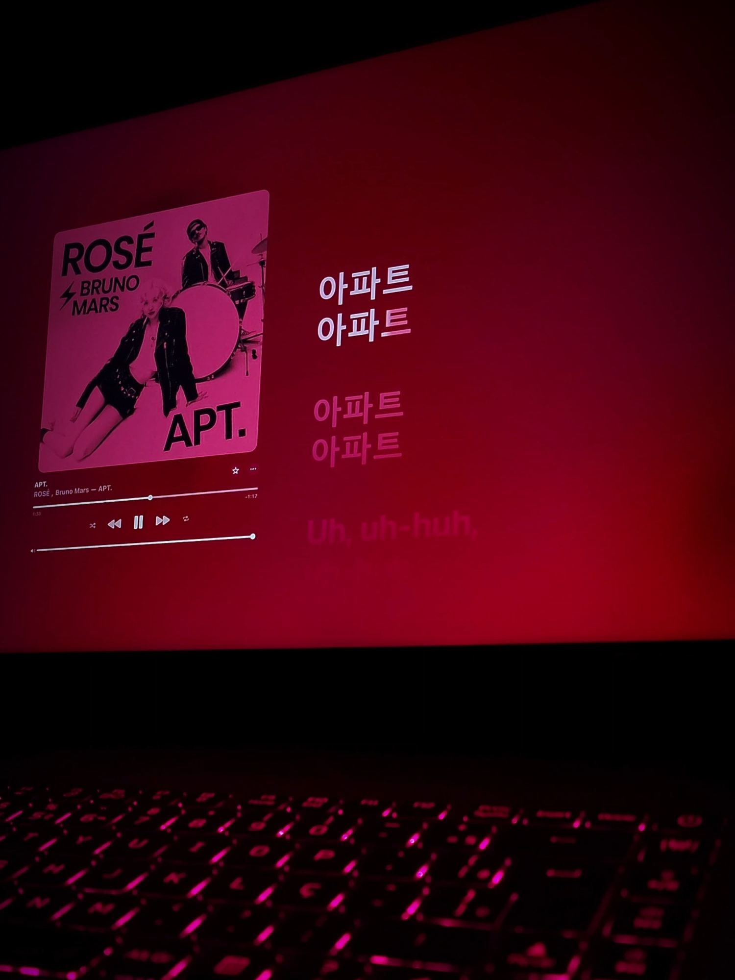 apt. - rose, bruno mars #fyp #music #lyrics  #rose #brunomars