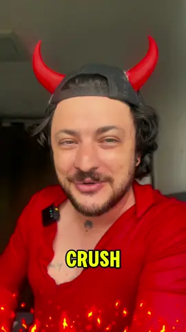 Hoje o ZéBu, O Capeta Mineiro, vai fazer seu crush dar aquele like que você tanto queria na sua foto dos stories! Mas depois você não perde por esperar… 😈😂!!! #CapetaMineiro #Crush #Humor #meme 