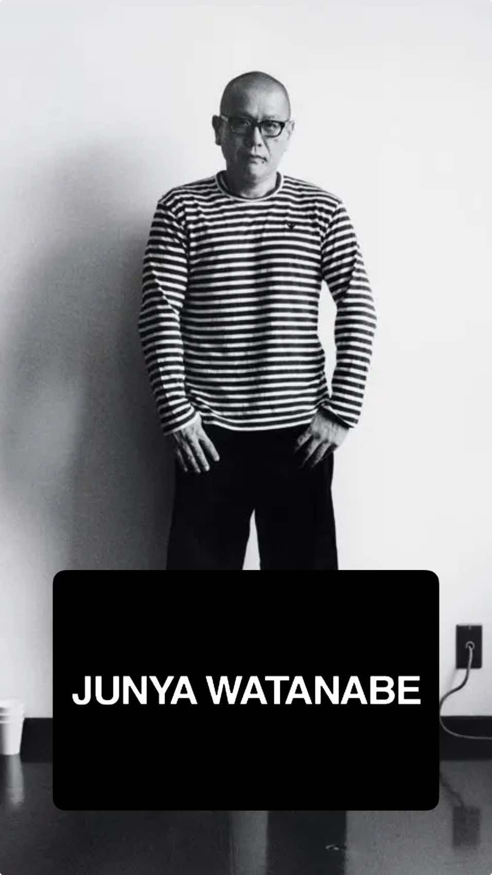 Diseñador mentoreado por Rei Kawakubo que ha trabajado junto a grandes marcas como @levis@carhartty @newbalance. Hoy es el turno que hablemos de @junyawatanabe #fashionhistory #fashionhistory101 #fashionhistoryblogger #junyawatanabe #19061 