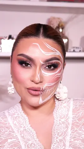 Easy skull glam 💀🤍 ••• #makeuptransition #makeup #paratiiiiiiiiiiiiiiiiiiiiiiiiiiiiiii #mexicana #calavera #skullmakeup #halloweenmakeup #halloween 