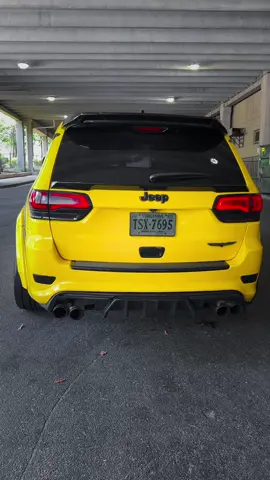Trackhawk with our Vanish Plate #tiktokmademebuyit #trackhawk #hellcat #scatpack 