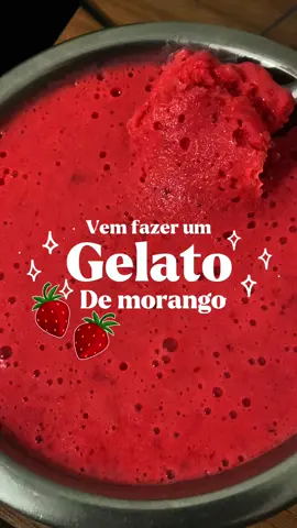 Gelato de morango super refrescante ☀️🍓🍨 Fica maravilhosooo, uma sobremesa perfeita pra tomar nesse calor!!! ingredientes 1 caixa de morango (se não tiver da para congelar suco tang de morango e bater)  1 limão Açucar a gosto (fica gostoso com mel também) Gelo 2 colheres de leite condensado (opcional)  Mistura tudo e bate até fica cremoso, leve para geladeira por 30min.  #gelatodemorango #sorvetedemorango #sorvete #gelato #receitafacil #fy #foryou #refrescante #sobremesafitness #fit #receitasfaceisecriativas 