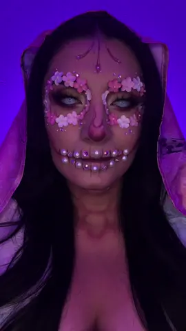 Pink sugar skull makeup ##sugarskull##sugarskullmakeup##skullmakeup##halloweenlook##halloween##halloweenmakeup##makeup##makeuptutorial@@Rare Beauty@@ACE BEAUTY##halloweencostume