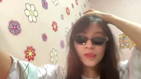 happy birthday lofff 🥳 wish you all the best 🤍  @jkt48.lily  #mylofly #jkt48gen12 #jkt48 #lilyjkt48 #hillaryabigail 